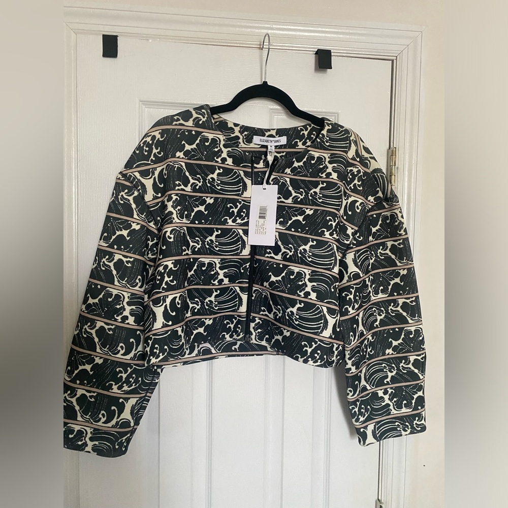 ELIZABETH AND JAMES Black & Cream Wave Pattern Cropped Jacket Size Medium NWT